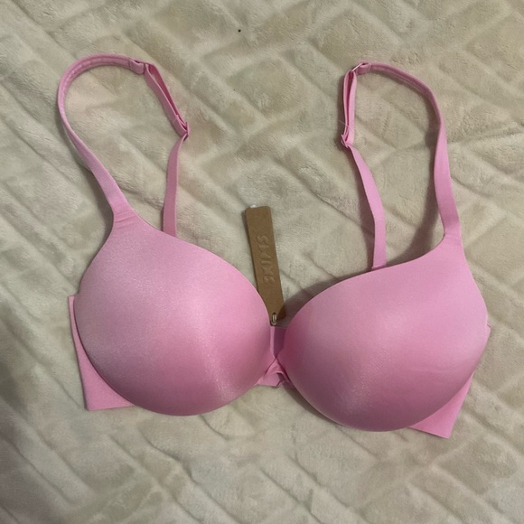 Skims Ultimate teardrop push-up bra🧸 - Picture 2 of 4